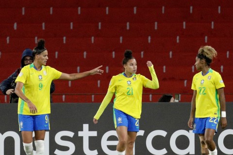 Brazil cruise past Uruguay to reach Copa America final