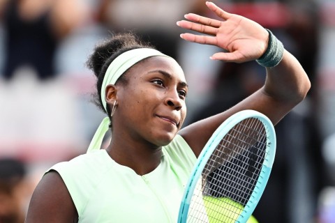 Coco Gauff battles into Canadian Open fourth round
