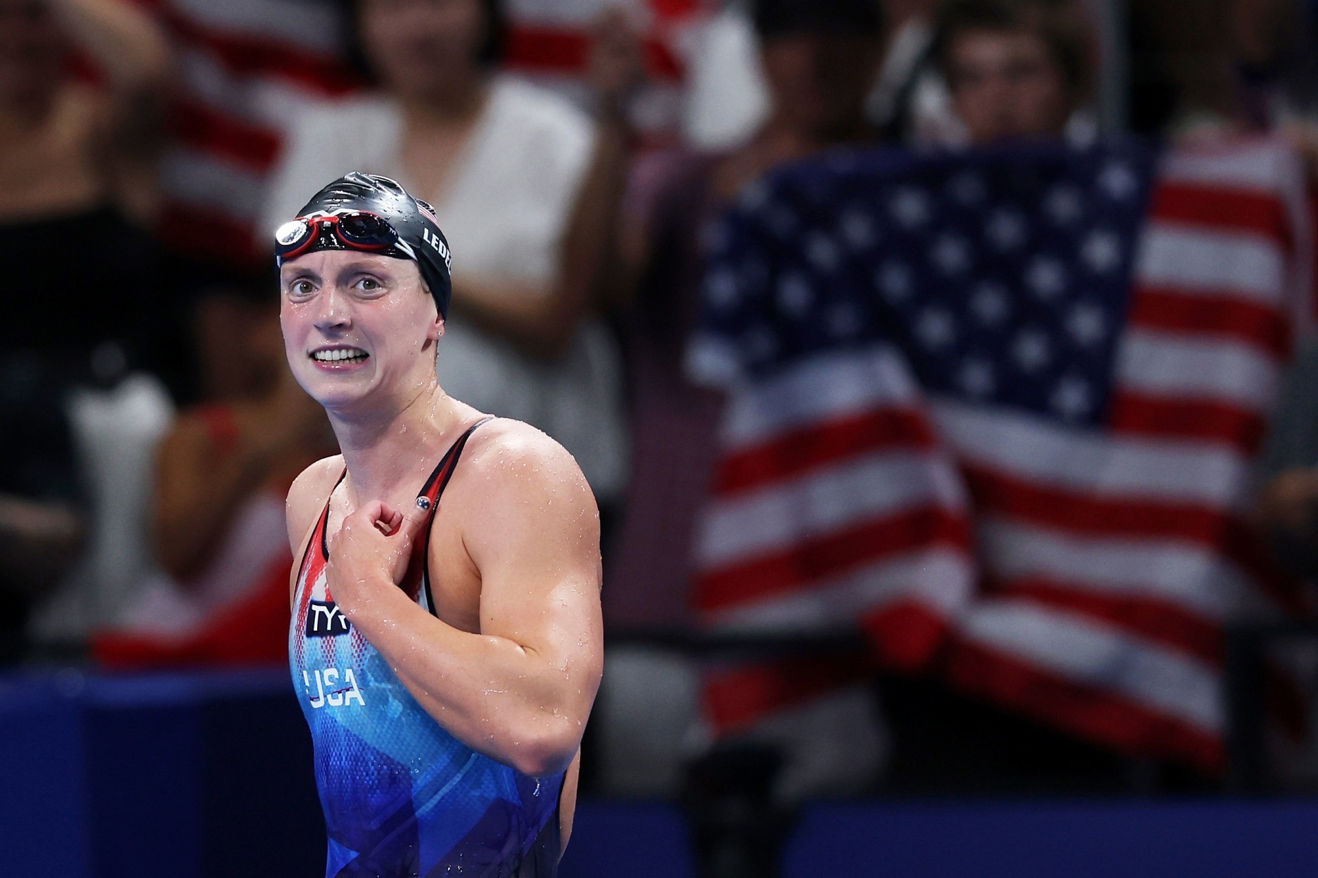 Katie Ledecky clinches seventh world title in 800m freestyle