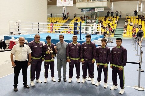 Boksçumuz “Brandenburq kuboku”nda gümüş medal qazanıb - FOTO
