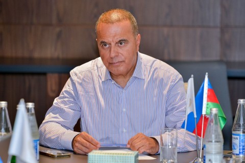 Mahir