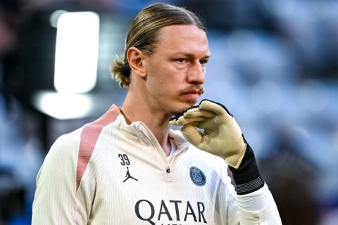 ПСЖ предложил турецкому клубу российского вратаря