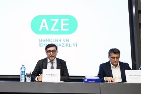 Fərid Qayıbov beynəlxalq yarışlarda yüksək nəticələr əldə edən idmançılarla görüşüb - FOTO
