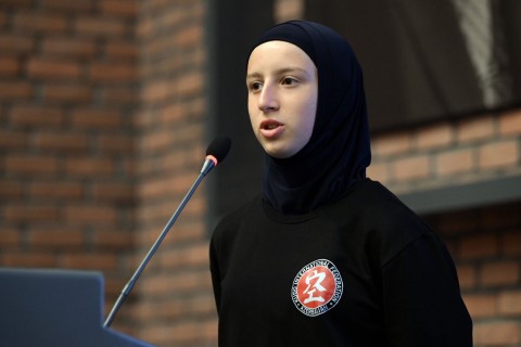 Fərid Qayıbov beynəlxalq yarışlarda yüksək nəticələr əldə edən idmançılarla görüşüb - FOTO