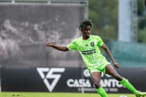 Neftchi targets Momo Sacko for midfield reinforcement
