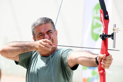 Government employees compete in national archery tournament - PHOTO