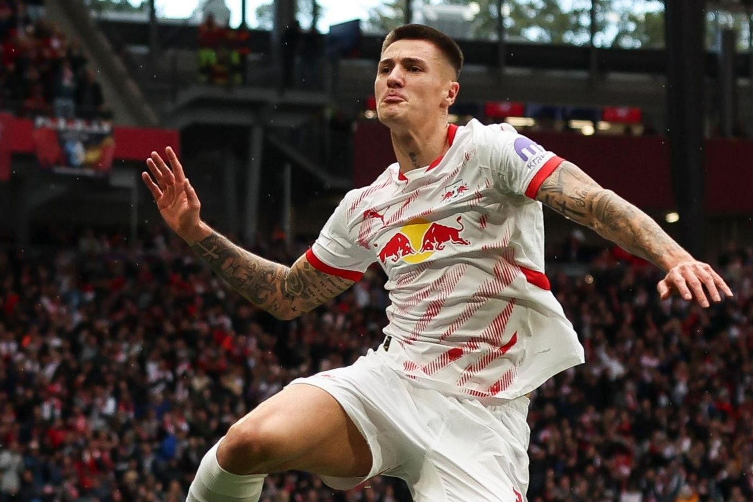 Benjamin Sesko completes transfer to Manchester United