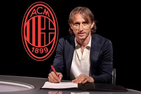 Лука Модрич хочет помочь "Суонси" вернуться в Премьер-лигу