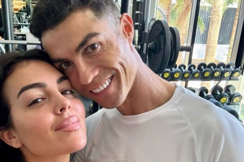 Kriştiano Ronaldo model Corcina Rodrigesə evlənmək təklifi verib - FOTO