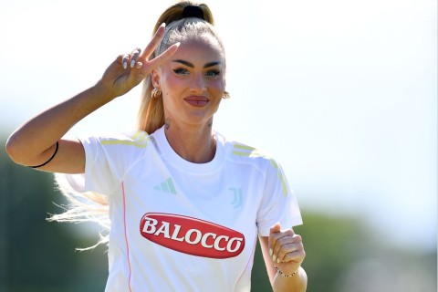 Alisha Lehmann transfers from Juventus to Como