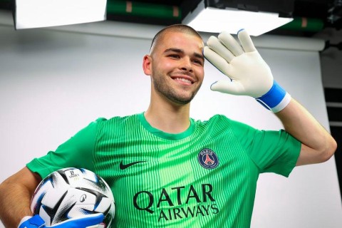Zabarnı və Donnarumma heyətə daxil edilməyib, qapını yeni transfer Şevalye qoruyacaq