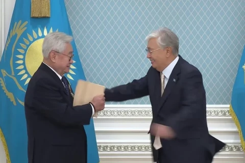 Qazaxıstan Prezidenti doqquzuncu dan qara kəmər sahibi olub - VIDEO