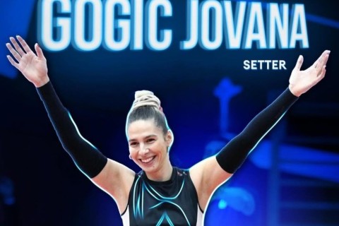 “Milli Aviasiya Akademiyası”nda iki serbiyalı voleybolçu