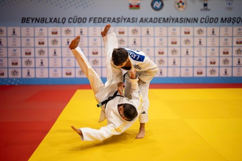 В Баку продолжаются семинары Международной федерации дзюдо - ФОТО