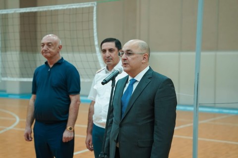 Şahin Bağırov Naxçıvanda yeniyetmə qız voleybolçular və məşqçilərlə görüşüb - FOTO
