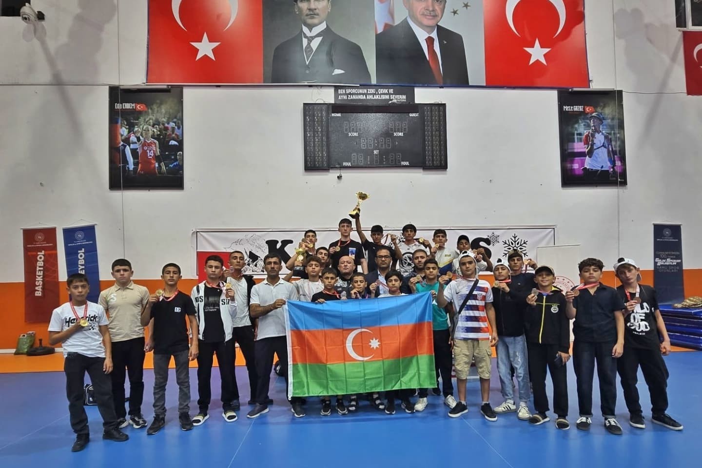 Naxçıvanlı güləşçilərdən Türkiyədə 17 QIZIL MEDAL - FOTO