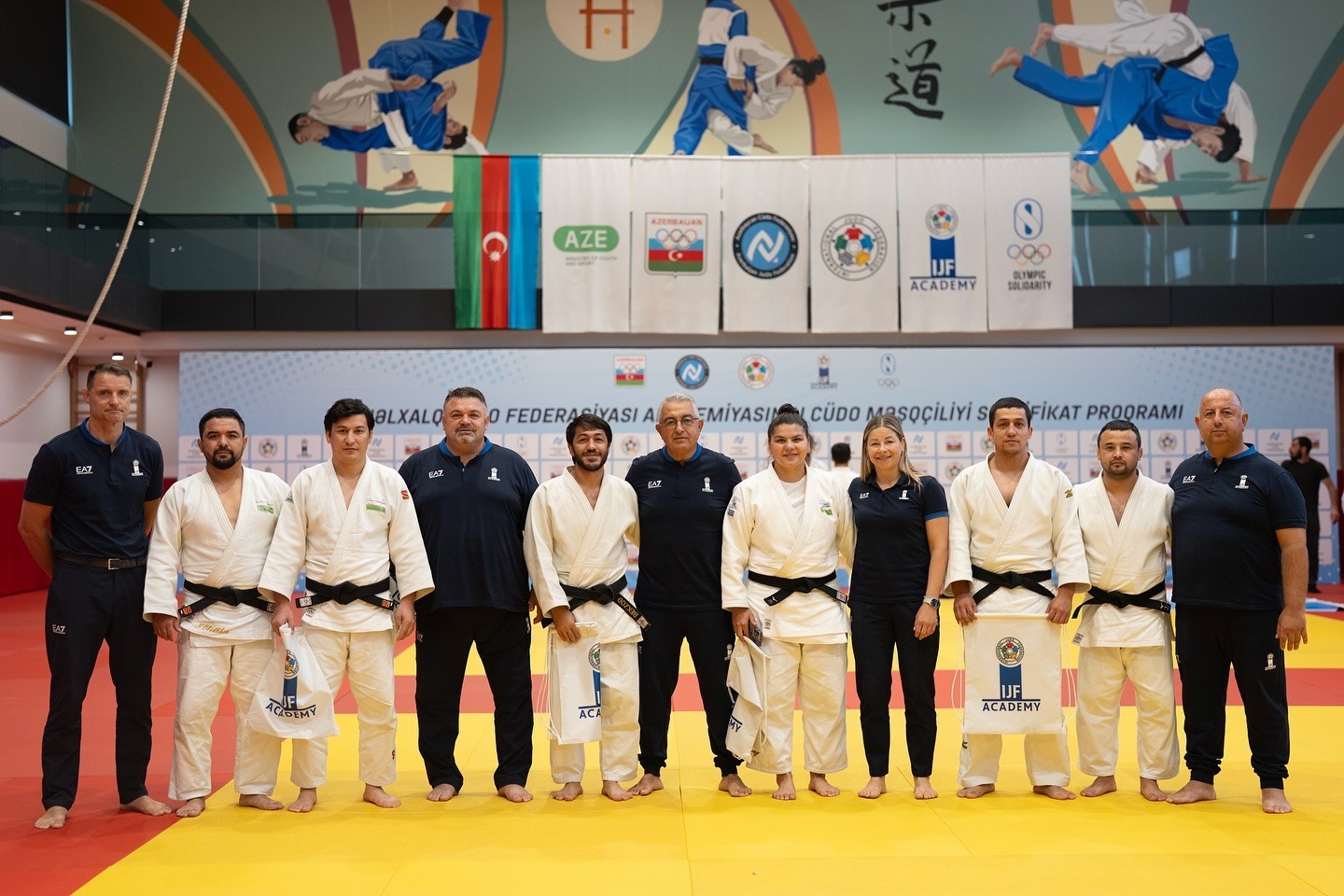 Азербайджанские тренеры получили сертификаты академии IJF - ФОТО