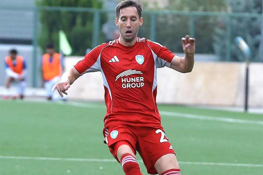 Filip Ozobiç “200”ə çatıb