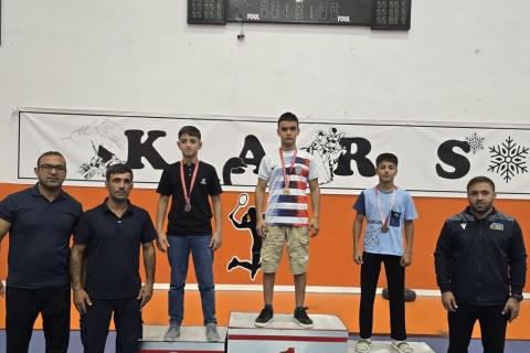Азербайджанские борцы завоевали 31 медаль на турнире Ani Cup в Турции - ФОТО
