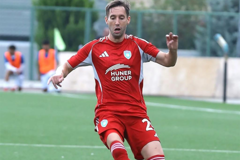 Filip Ozobiç “200”ə çatıb