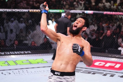 Həmzət Çimayev yeni UFC çempionu olub - VİDEO
