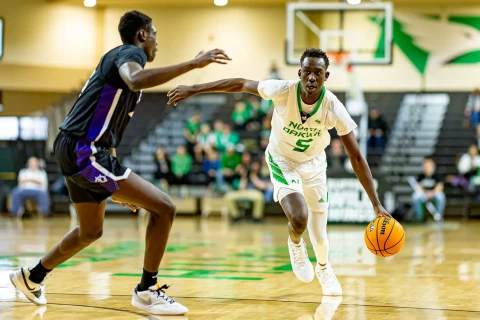 Omaha basketball player Deng Mayar dies at 22
