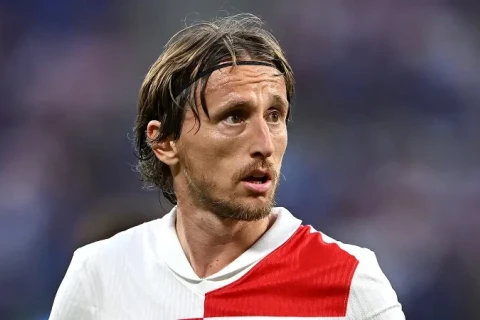 Модрич поблагодарил болельщиков "Милана" за теплый прием на "Сан-Сиро"