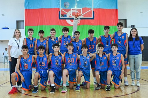 Azərbaycanlı məşqçidən İLK - FOTO