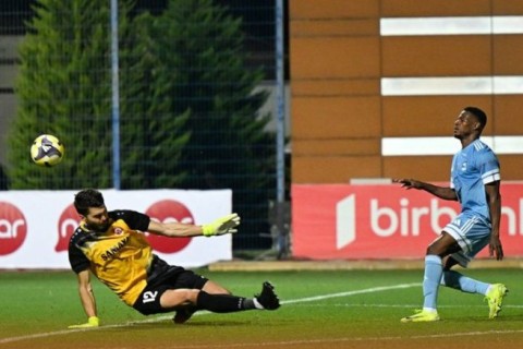 "Araz-Naxçıvan"ın qapıçısı: "Premyer Liqada asan mövsüm olmayacaq"