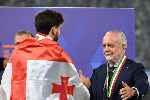 "Napoli"nin prezidenti Xviça Kvaratsxeliyanı PSJ-yə buraxmaq məcburiyyətində qalmasının səbəbini açıqlayıb