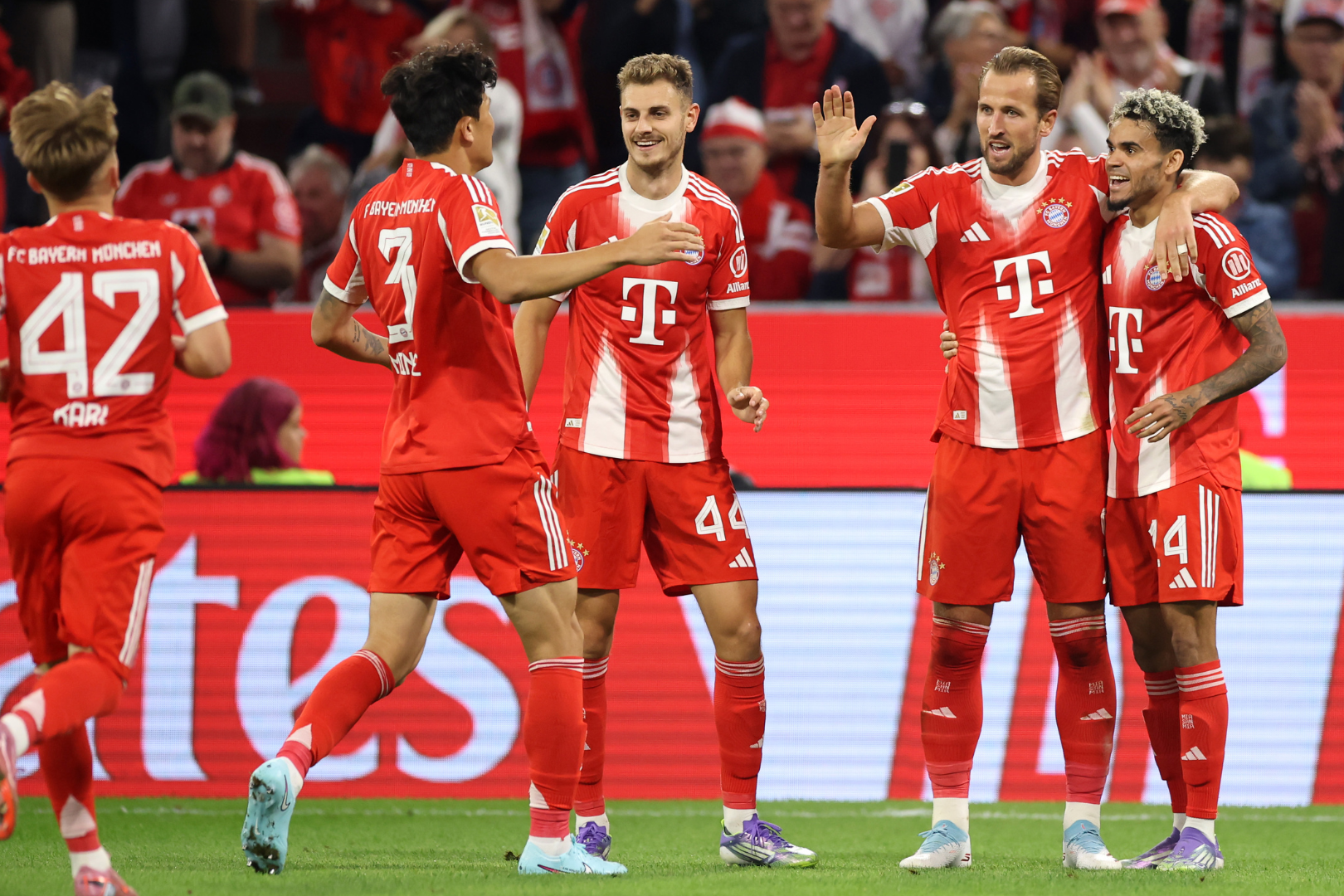 "Bavariya"nın Bundesliqanın 1-ci turlarında ən böyük qələbələri