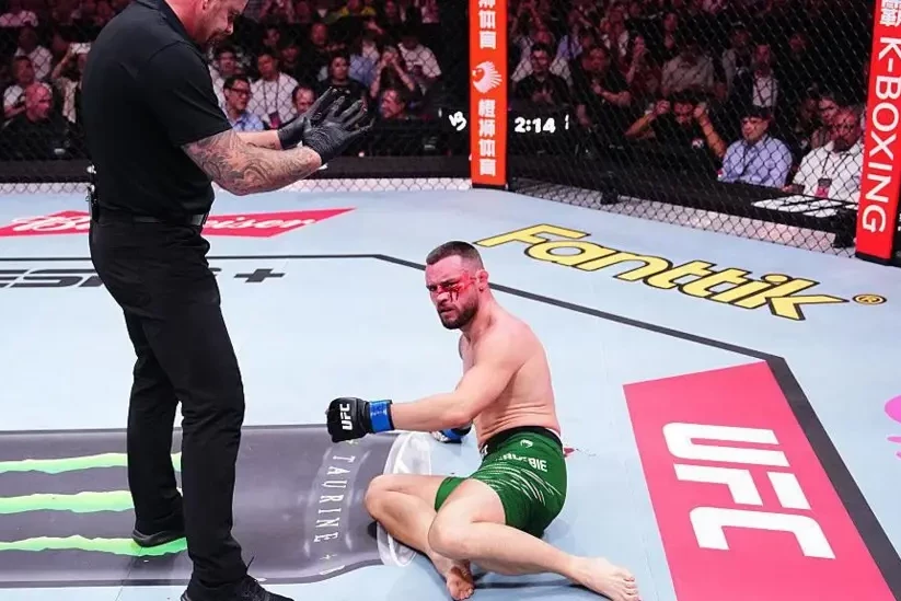 Kiefer Crosbie criticizes referee after UFC loss in China
