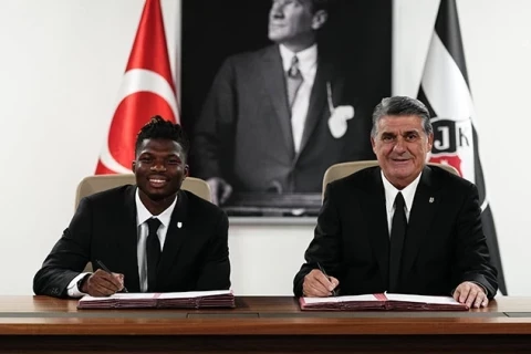 "Atalanta"nın hücumçusu "Beşiktaş"a keçib