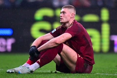 "Милан" ведет переговоры с "Ромой" по трансферу Довбика