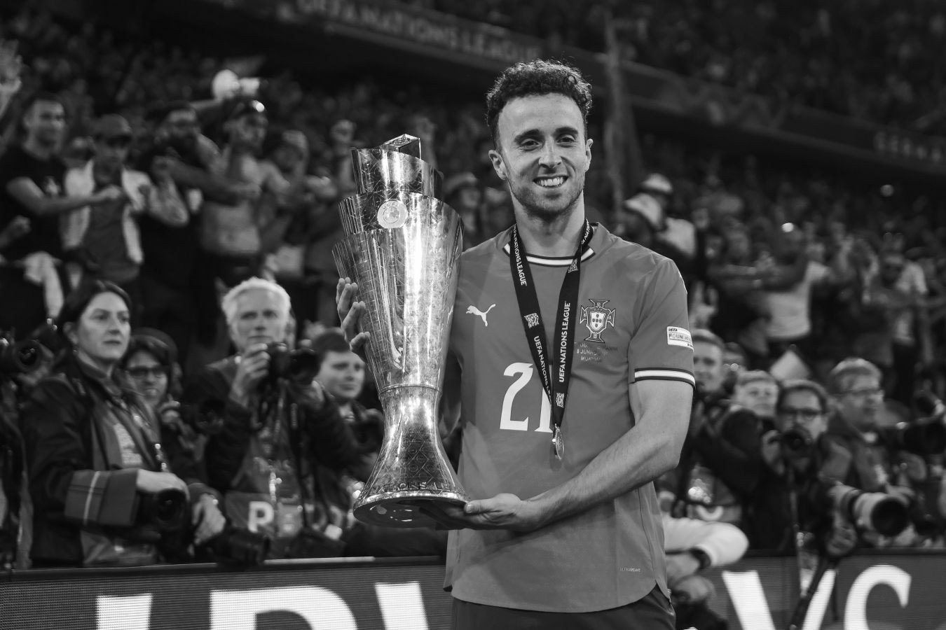 Portuqaliya millisində Dioqo Jotanın nömrəsini daşıyacaq futbolçu məlum olub