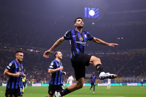 İranlı futbolçu "Olimpiakos"da