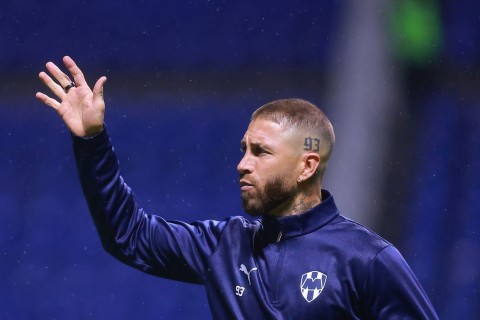 Serxio Ramos mahnı oxuyacaq