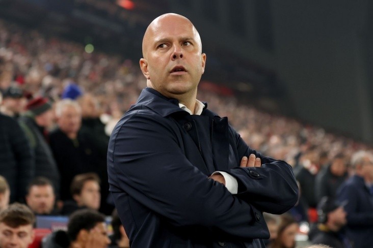 Arne Slot “Liverpul”un böyükhəcmli transfer xərclərinə münasibət bildirib