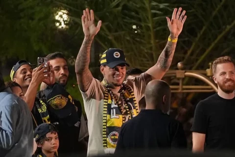 Ederson completes permanent move from Manchester City to Fenerbahce