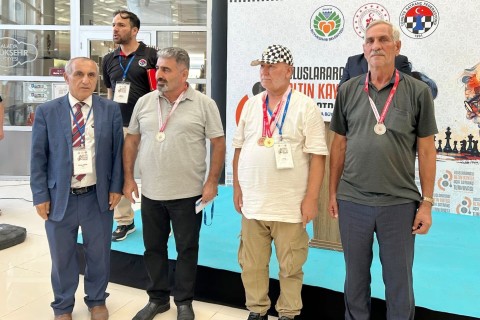Naxçıvan şahmatçıları Malatyada fərqləniblər - FOTO