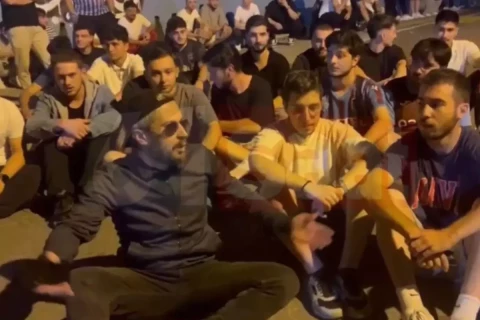 "Kapitan satılmaz" - Azarkeşlərdən Uğurcan Çakırın transferinə etiraz
