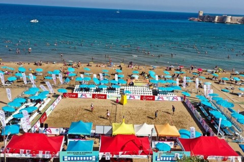 Çimərlik voleybolçularımız Türkiyəyə yollanıblar