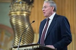 Hockey legend Ken Dryden dies at 78 after battle with cancer