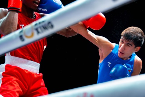 Субхан Мамедов одержал первую победу на чемпионате мира - ФОТО