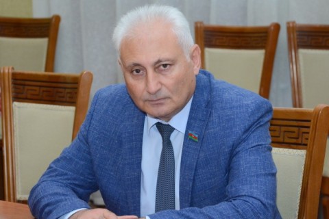 Milli Məclisin deputatı: "Futbola da zəfər ruhunu gətirməliyik"