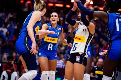 Türkiyə voleybolçuları finalda məğlub olublar