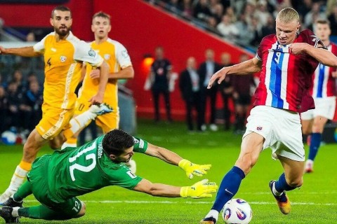Erlinq Haland "Araz-Naxçıvan"ın qapıçısından üzr istəyib?