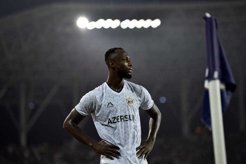 “Qarabağ”ın sabiq futbolçusu Azərbaycanda oynamaq istəyir