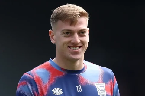 Chelsea striker Liam Delap out until December after hamstring injury