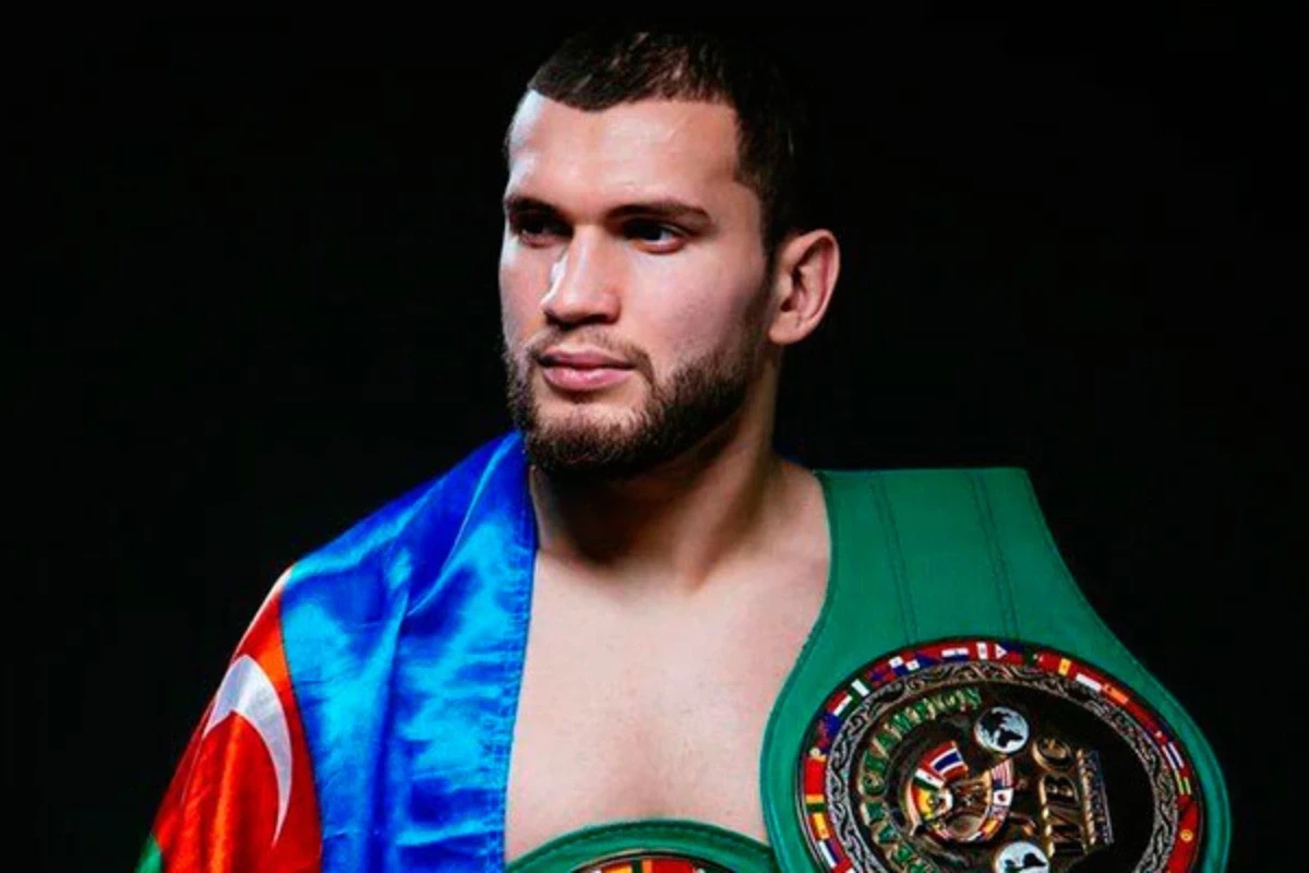 Xəyal Canıyev Rusiyadakı döyüşdə rəqibinə qalib gəlib - VİDEO